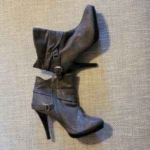 Style &Co. Gray Faux Snake Skin Booties Size 8